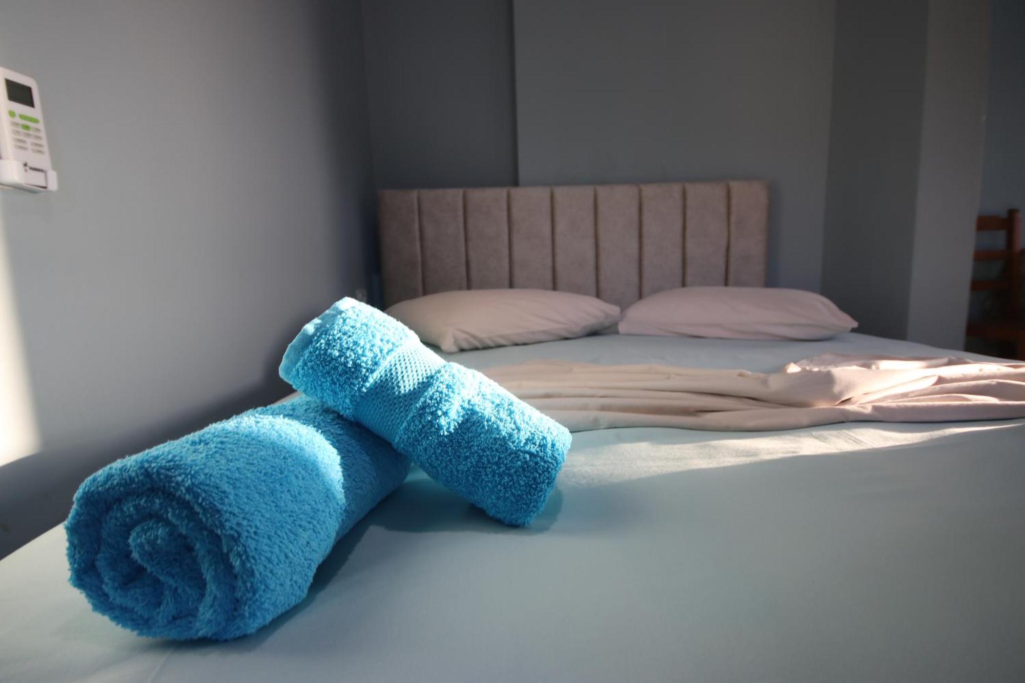 Rooms With View Himare Bagian luar foto