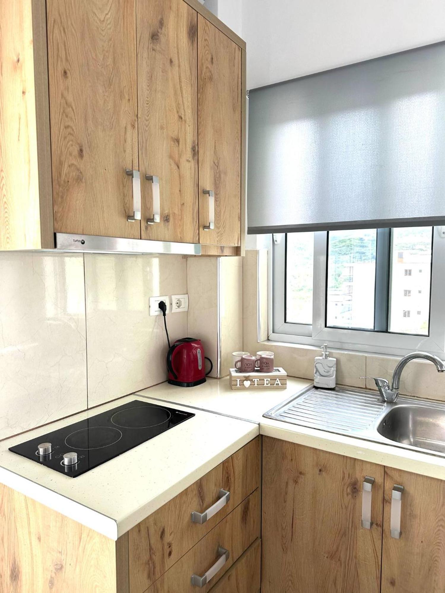 Rooms With View Himare Ruang foto